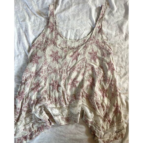 Mimi Chica Soho Sharkbite Tunic | Pink Paisley Lace Trim Festival Top | Size M - Picture 12 of 15